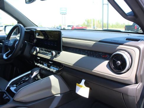 New 2026 Chevrolet Colorado ZR2 AWD/4WD image 29