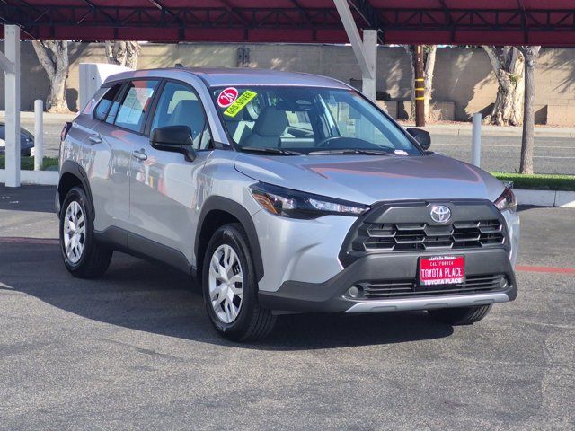 Used 2026 Toyota Corolla Cross L FWD image 3