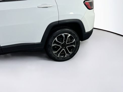 Used 2022 Jeep Compass Limited image 28