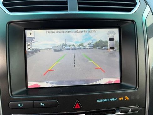 Used 2017 Ford Explorer Sport w/ Equipment Group 401A AWD/4WD image 16