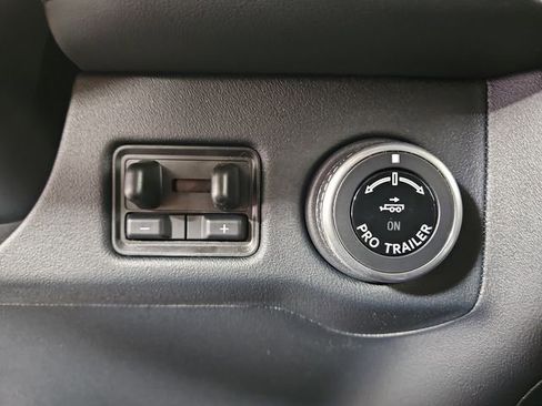 New 2025 Lincoln Navigator L Reserve AWD/4WD image 21
