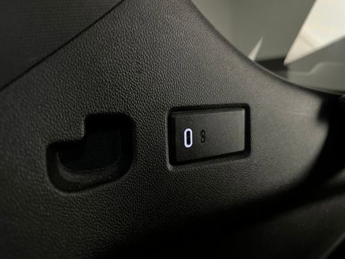 Used 2022 Chevrolet Tahoe High Country image 31