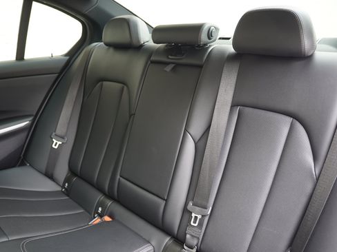 Used 2024 BMW M340i w/ Premium Package RWD image 29