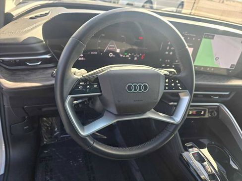 Used 2025 Audi Q5 Premium w/ Convenience Package AWD/4WD image 25