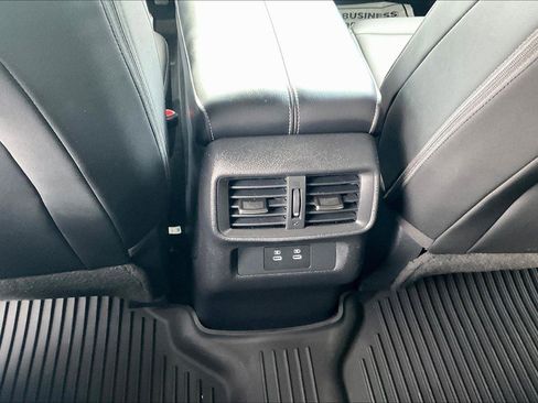 Certified 2025 Nissan Murano SL image 33