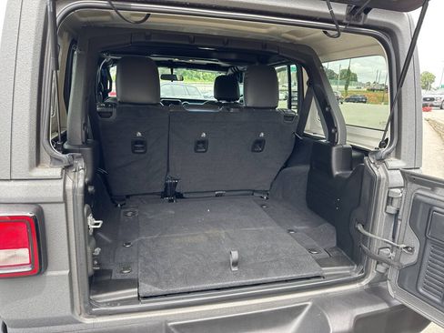 Used 2021 Jeep Wrangler Unlimited Sport AWD/4WD image 47