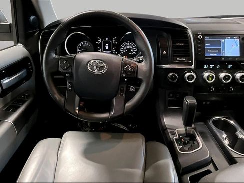 Used 2020 Toyota Sequoia Limited w/ Safety & Convenience Package AWD/4WD image 6