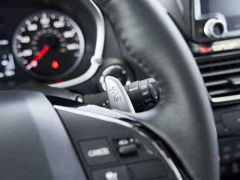 New 2026 Mitsubishi Eclipse Cross SEL image 42