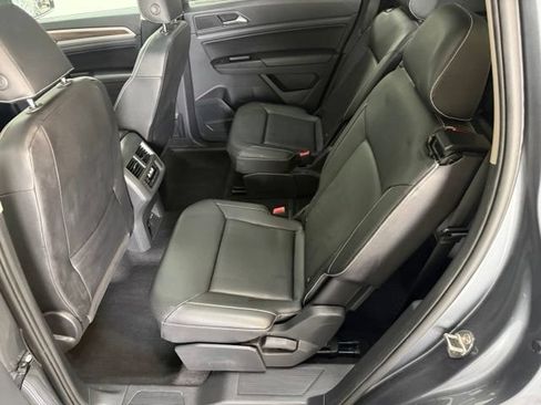 Used 2021 Volkswagen Atlas SE w/ Panoramic Sunroof Package AWD/4WD image 36