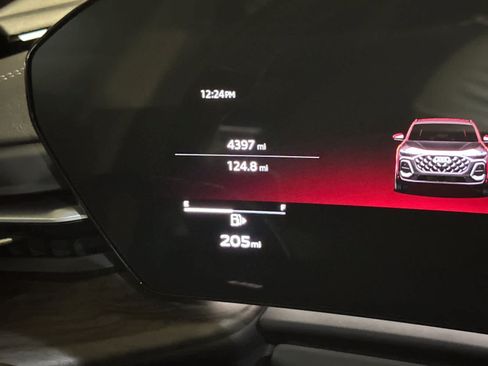 Used 2025 Audi Q5 Premium w/ Convenience Package AWD/4WD image 26