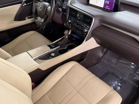 Used 2019 Lexus RX 450h AWD w/ Luxury Package image 16