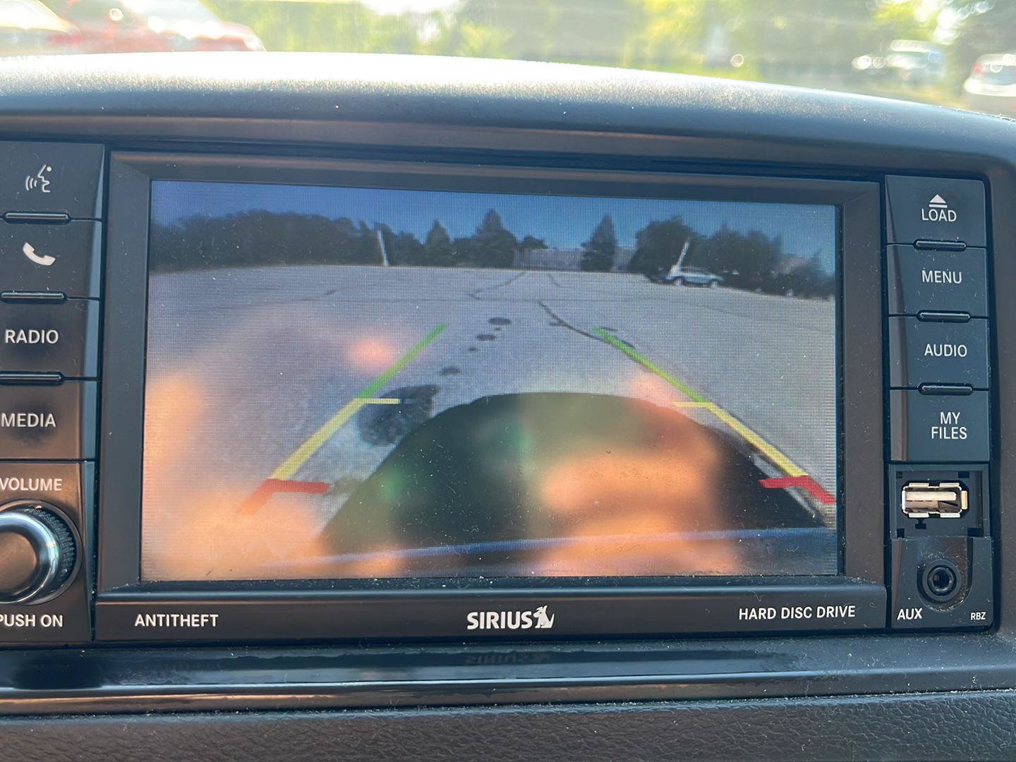 Used 2016 Chrysler Town & Country Touring FWD image 13