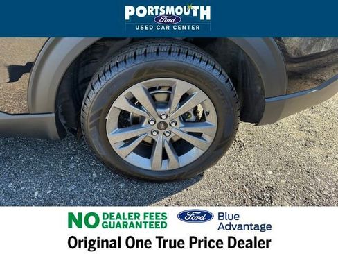 Used 2022 Ford Explorer XLT w/ Equipment Group 202A AWD/4WD image 30