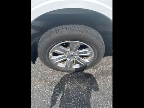 Used 2019 Ford F150 Lariat RWD image 15
