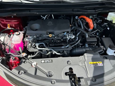 New 2026 Toyota Sienna Platinum AWD/4WD image 25