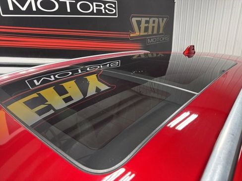 Used 2017 Lincoln MKC Reserve w/ Lincoln MKC Climate Package image 8