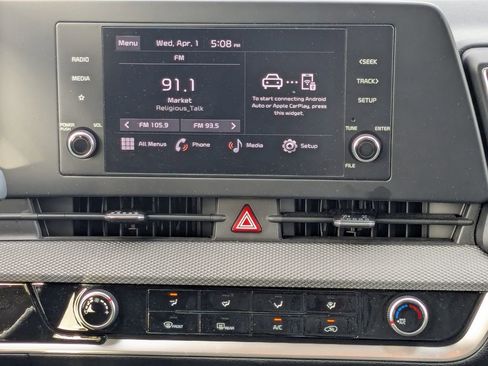 Used 2024 Kia Sportage LX FWD image 15