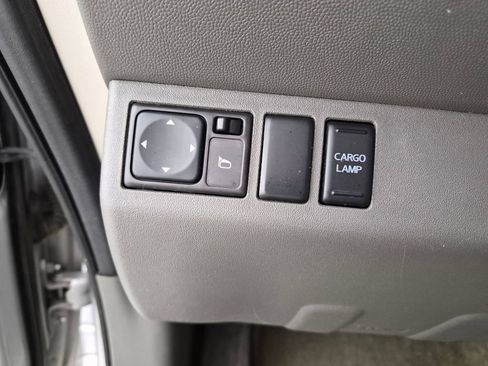 Used 2014 Nissan Frontier SV w/ SV Value Truck Package RWD image 12