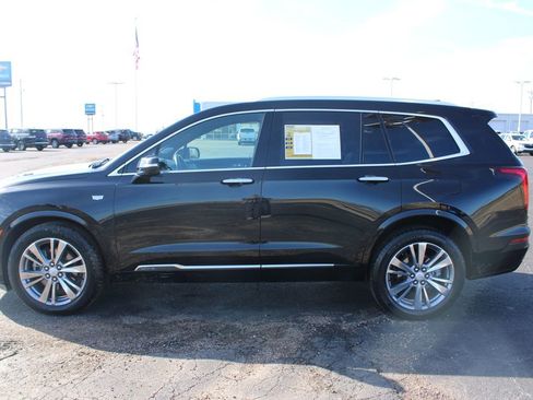 Used 2024 Cadillac XT6 Premium Luxury image 7