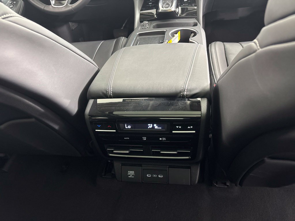 Certified 2025 Acura MDX w/ Technology Package FWD image 8