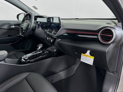 New 2026 Chevrolet Trax RS w/ Driver Confidence Package image 27