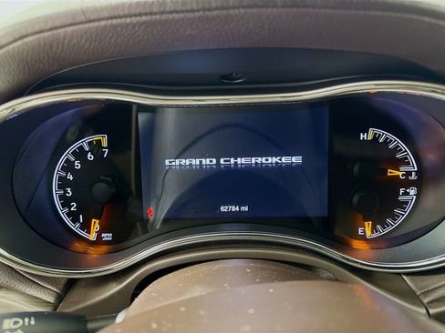 Used 2018 Jeep Grand Cherokee Overland image 14