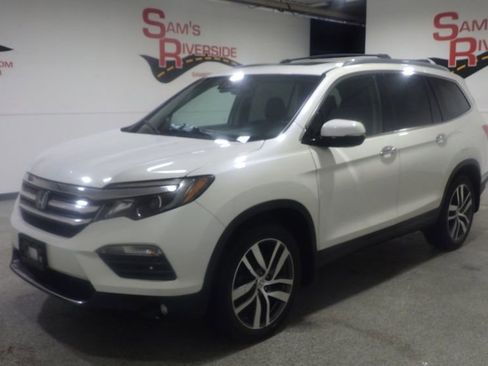 Used 2016 Honda Pilot Elite image 1