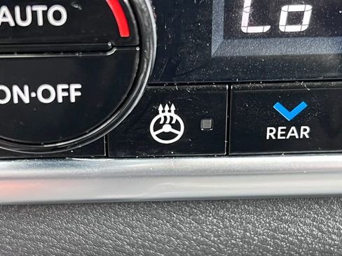 Used 2025 Nissan Rogue SL w/ Tech Package AWD/4WD image 25