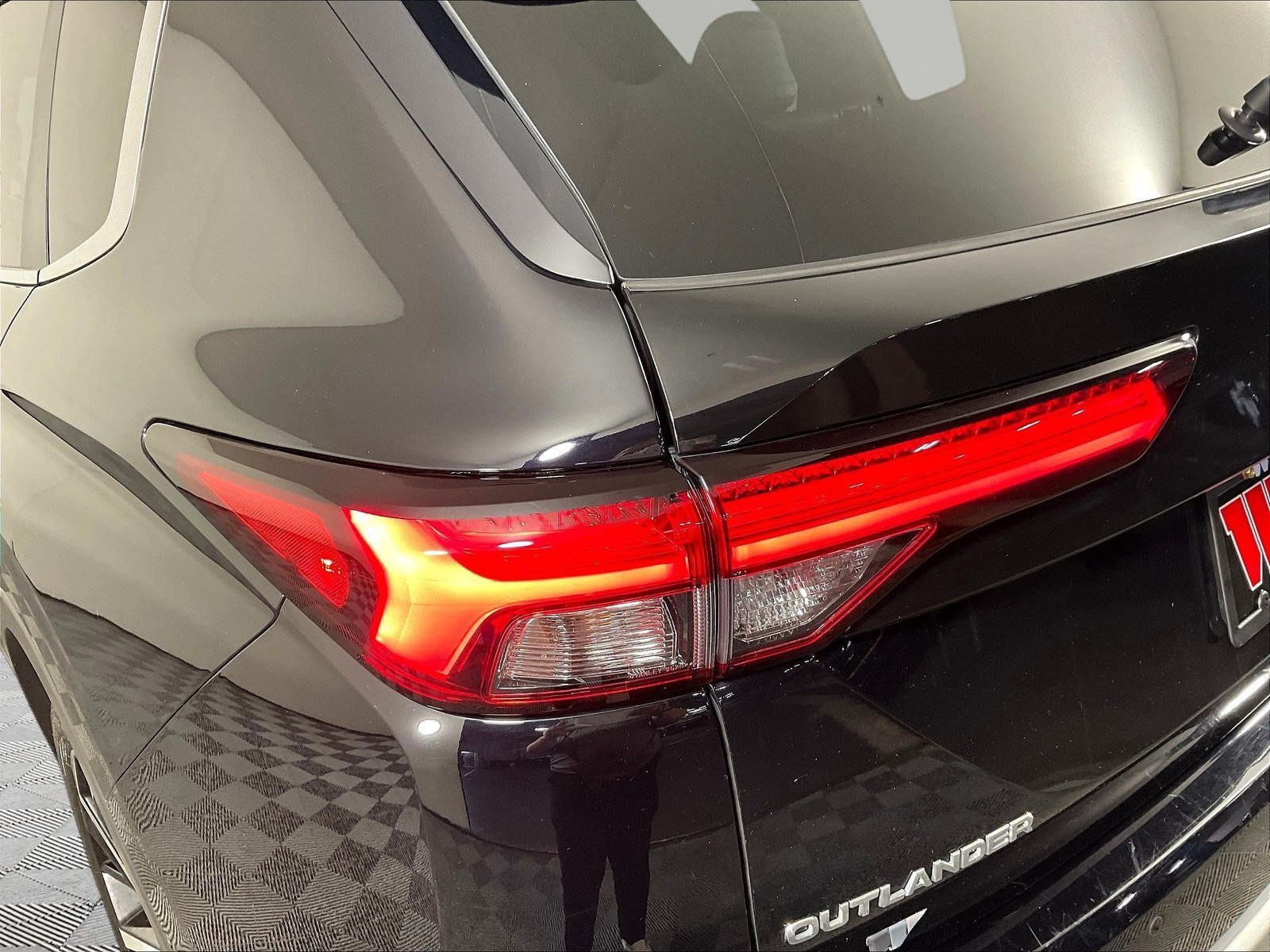 Used 2022 Mitsubishi Outlander SE AWD/4WD image 23