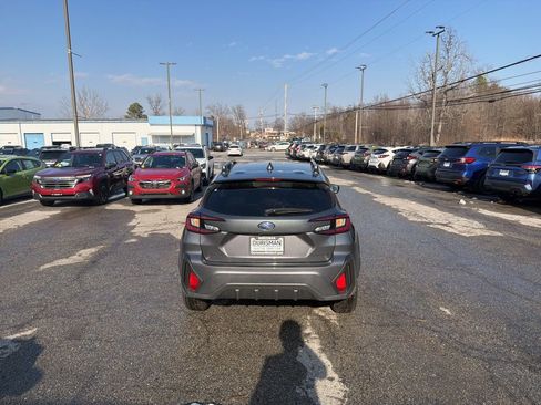 Used 2026 Subaru Crosstrek 2.0i Premium image 4