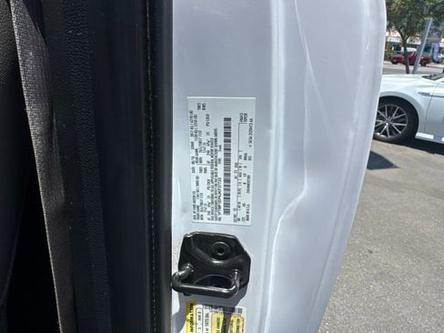 Used 2018 Ford F150 XL w/ Equipment Group 101A Mid AWD/4WD image 14