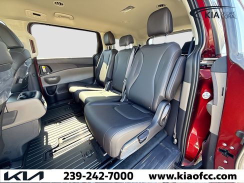 New 2026 Kia Carnival EX FWD image 21