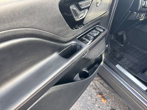 Used 2021 Lincoln Aviator Reserve w/ Equipment Group 208A image 12