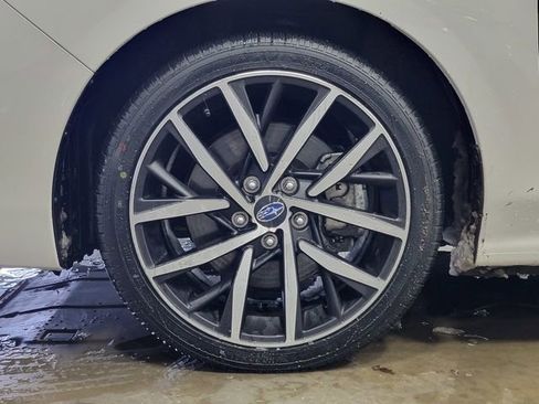 Used 2025 Subaru Impreza 2.0i Sport image 9