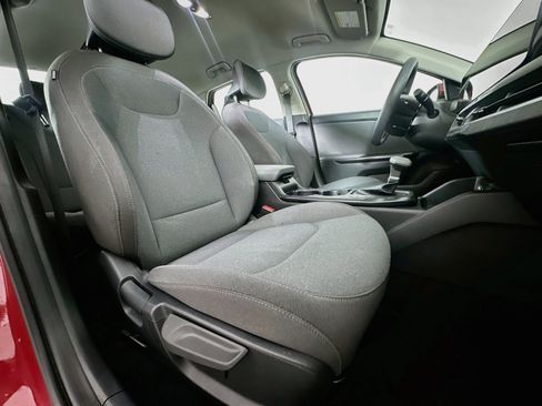 Used 2025 Kia K4 FWD image 29
