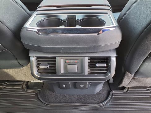 Used 2023 Ford F150 Lariat w/ Equipment Group 502A High image 18