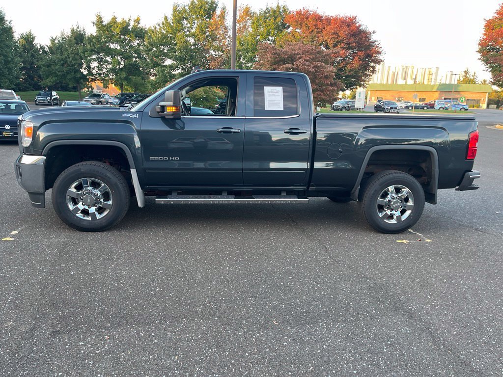 Used 2017 GMC Sierra 2500 SLE w/ HD SLE Preferred Plus Package AWD/4WD image 3