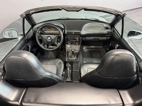 Used 1996 BMW Z3 1.9 RWD image 18
