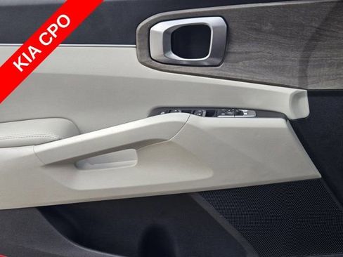 Certified 2023 Kia Sorento EX w/ Panoramic Sunroof Package FWD image 22