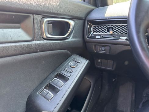 Used 2025 Honda Civic Sport image 21