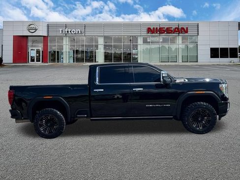 Used 2022 GMC Sierra 2500 Denali AWD/4WD image 8