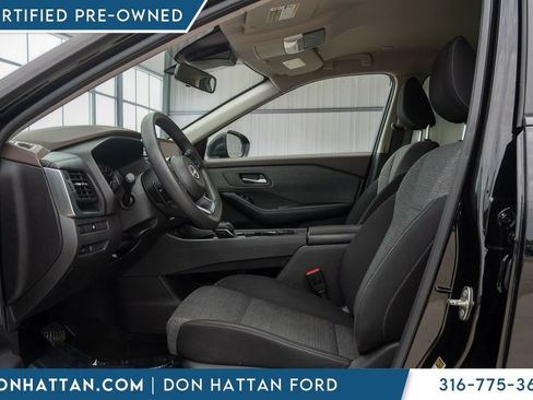 Used 2023 Nissan Rogue SV AWD/4WD image 3