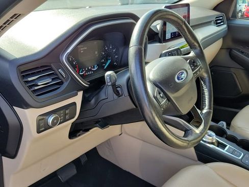 Used 2020 Ford Escape SEL FWD image 8