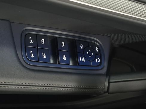 New 2026 Porsche Cayenne S image 21