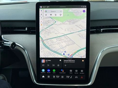 Used 2025 Volvo EX90 Ultra image 13