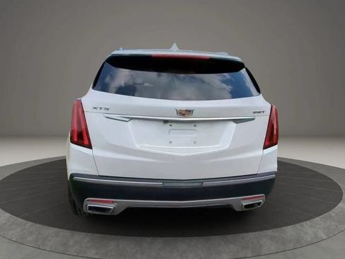 Used 2020 Cadillac XT5 Premium Luxury w/ LPO, Floor Liner Package FWD image 3