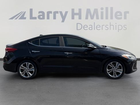 Used 2017 Hyundai Elantra Limited FWD image 6