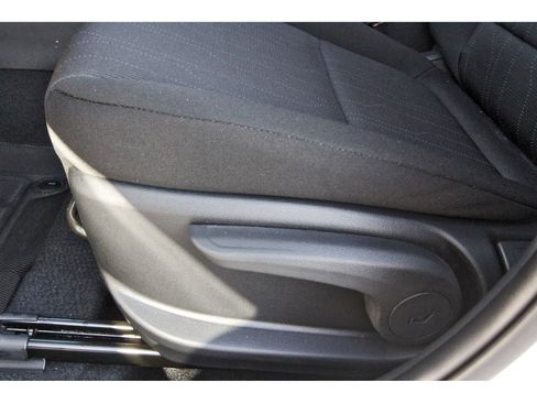 Used 2026 Hyundai Venue SE FWD image 27