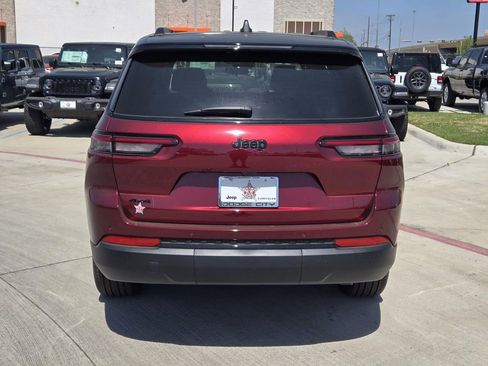 New 2025 Jeep Grand Cherokee L Limited AWD/4WD image 5