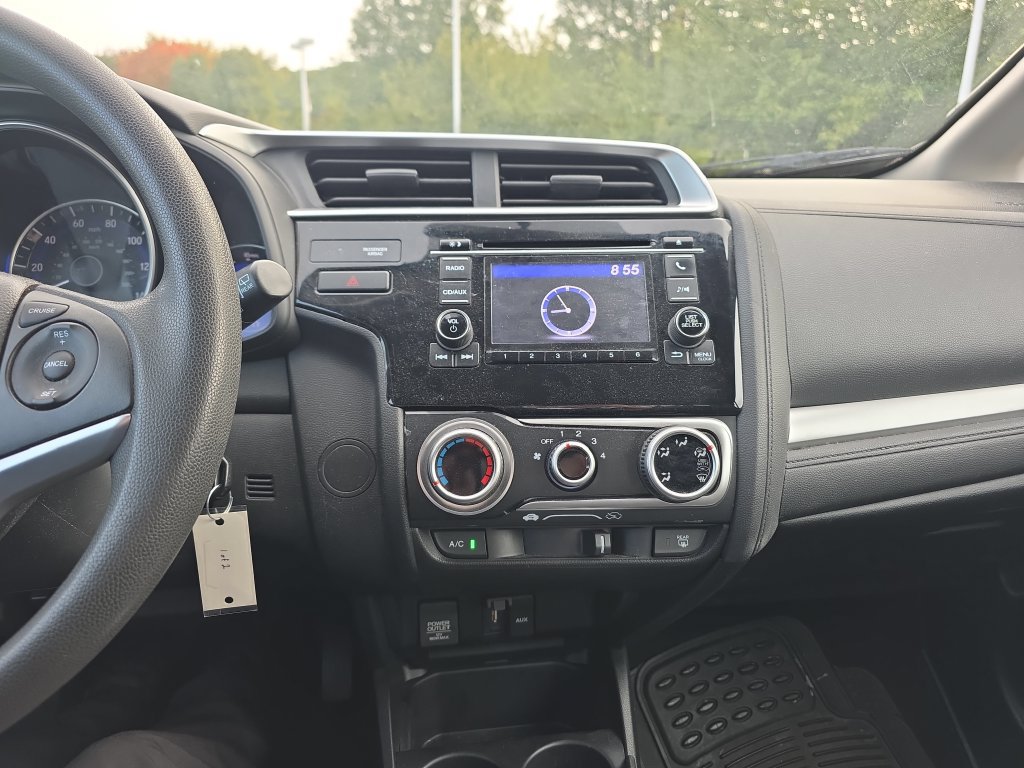 Used 2017 Honda Fit LX image 29